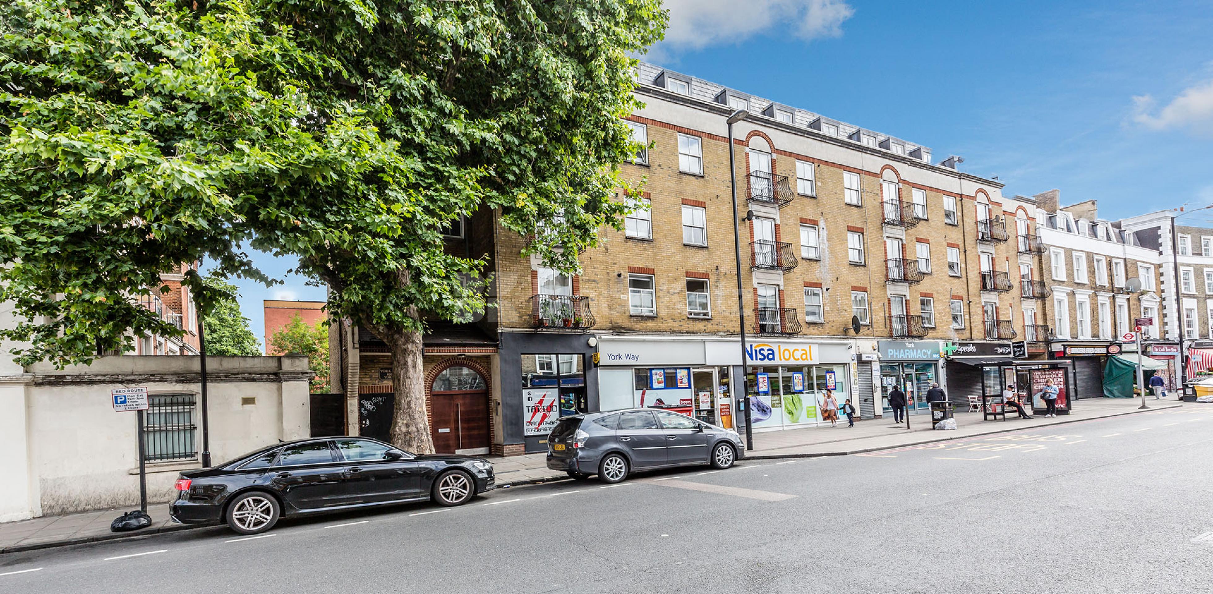 			GOOD FOR 2 SHARERS!, 1 Bedroom, 1 bath, 1 reception Flat			 York Way, CAMDEN / KINGS CROSS  N7